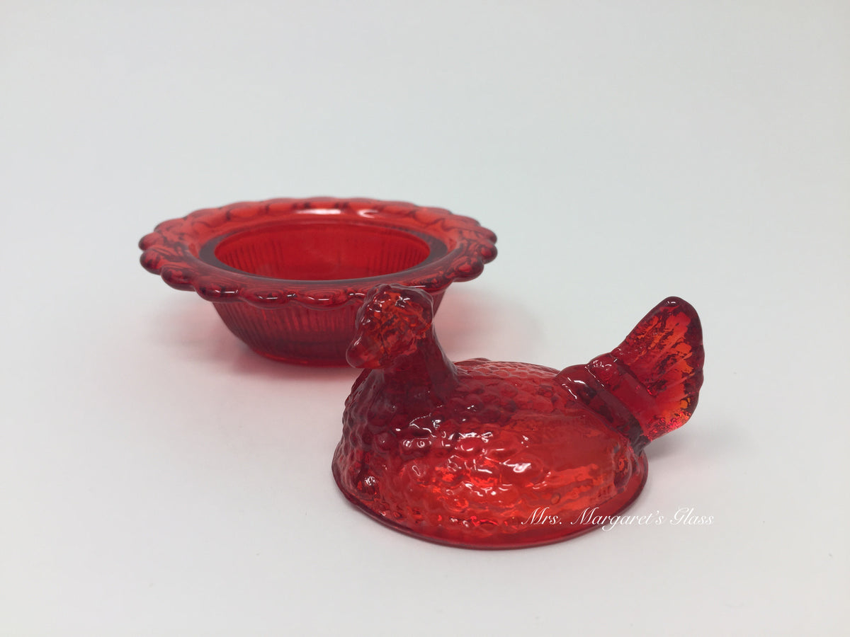 Mosser Glass Miniature Ruby Red Hen On Nest