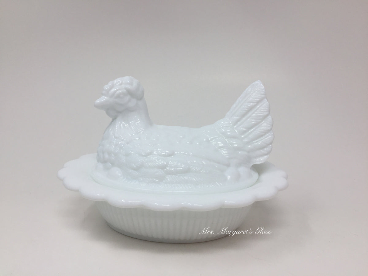 Mosser Glass Milk White Hen on Nest