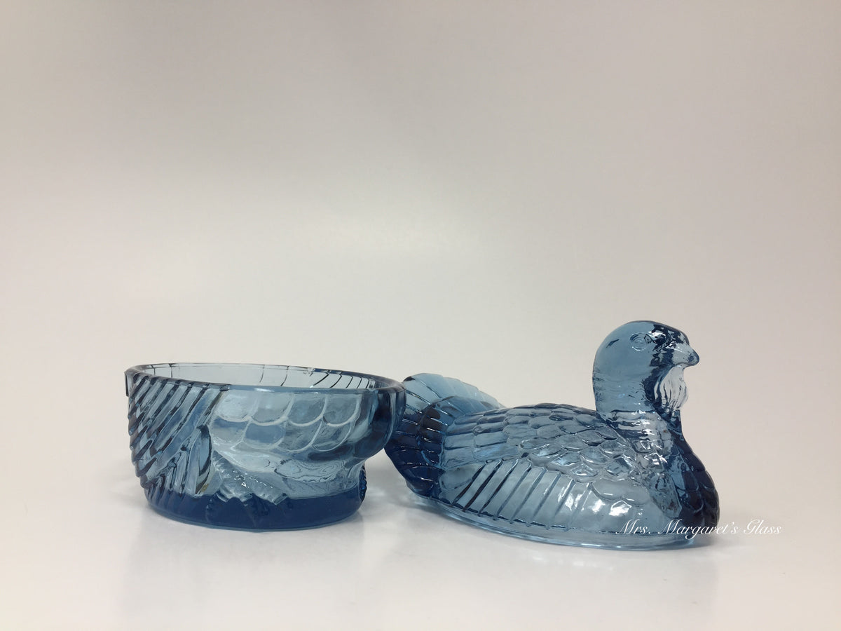 Wilkerson Glass Cornflower Blue UV Pink Glow Turkey On Nest